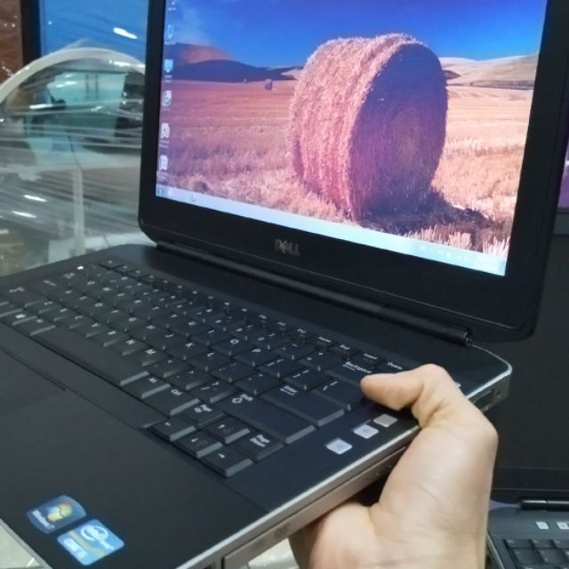 Laptop Dell  E5430 vì xử lý core i5,3320M 4GB RAM 500GB 14.1in