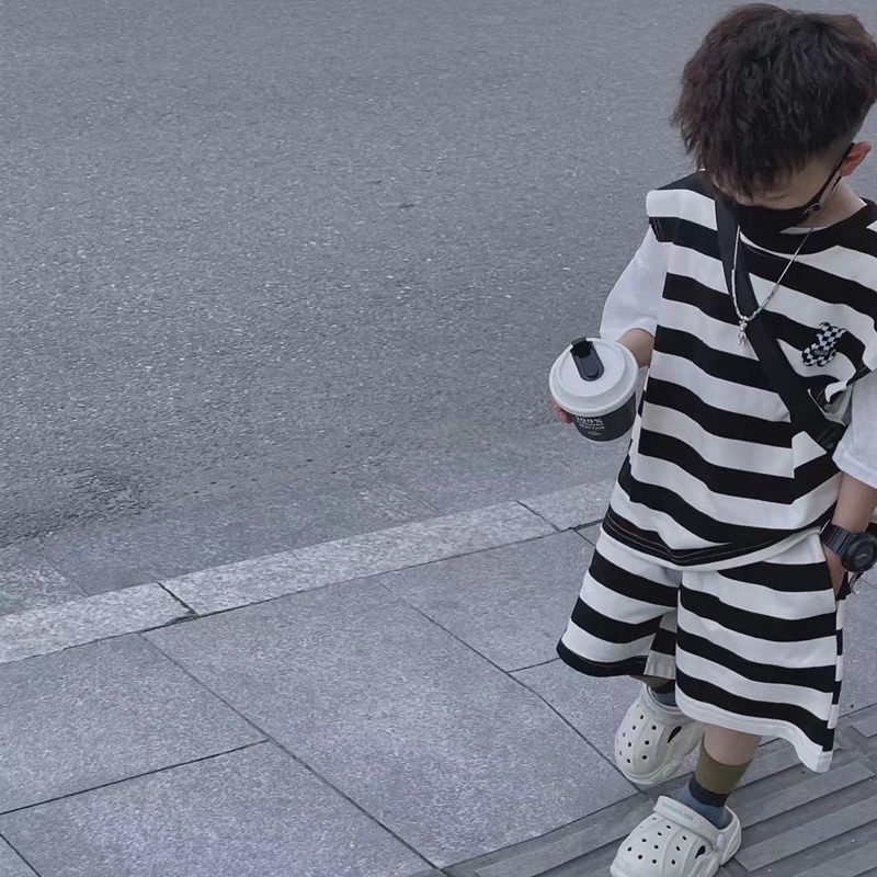 Bộ Áo Thun Tay Ngắn Và Quần Ngắn Phong Cách Hàn Quốc Thời Trang Mùa Hè Mới Cho Bé Trai