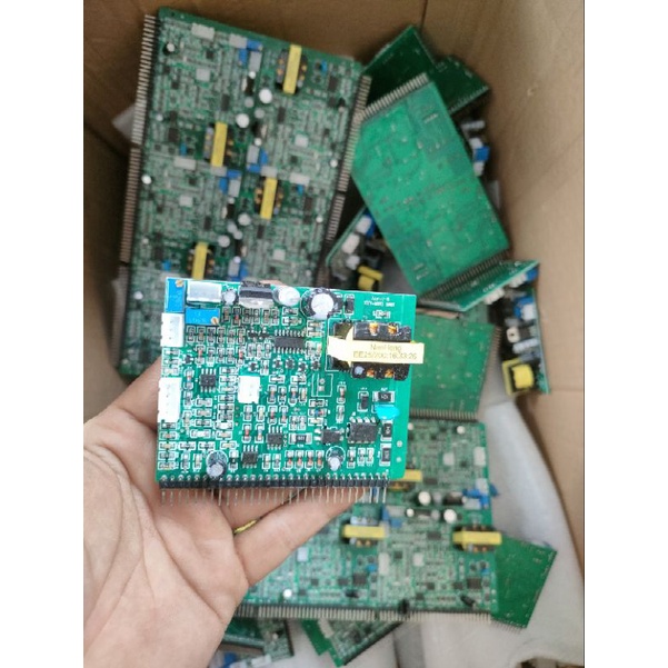 Bo khiển đa năng có nguồn 24v