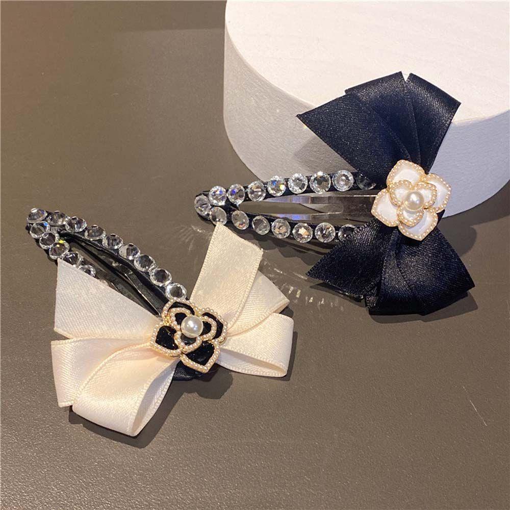 AROMA Kẹp Tóc Hình Hoa Trà Đính Đá Thanh Lịch Cho Nữ