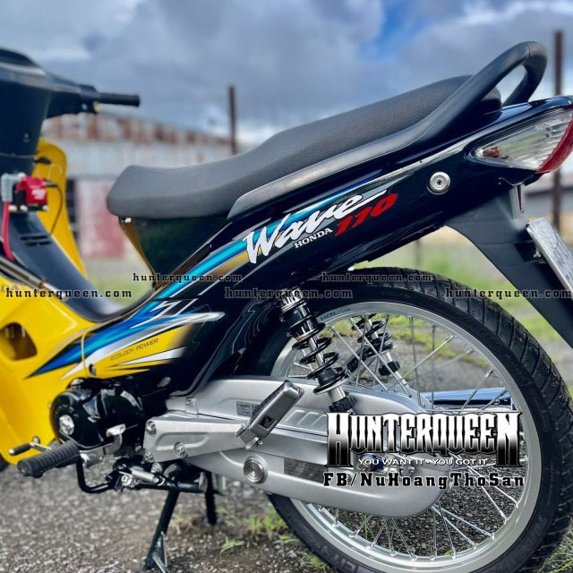 Tem rời dán xe WAVE độ siêu lôi cuốn. Decal vàng xanh nổi bật. Chống nước, bền màu
