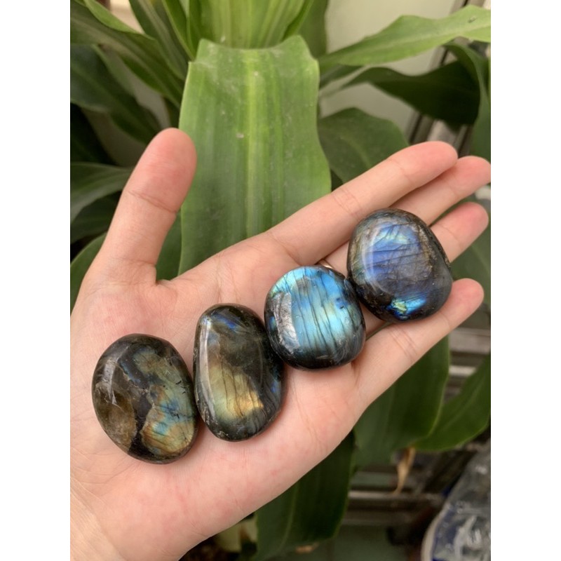 Labradorite - Đá xà cừ dùng trang trí phong thủy