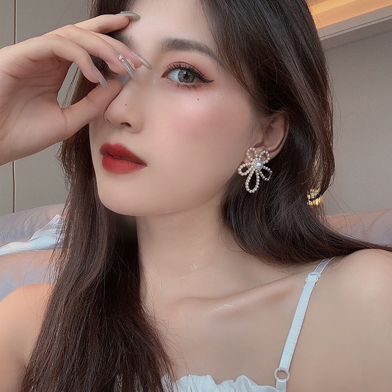 Bông Tai Mạ Bạc 925 Hình Hoa Đính Ngọc Trai Thời Trang Hàn Quốc 2022