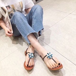 Dép xỏ ngón