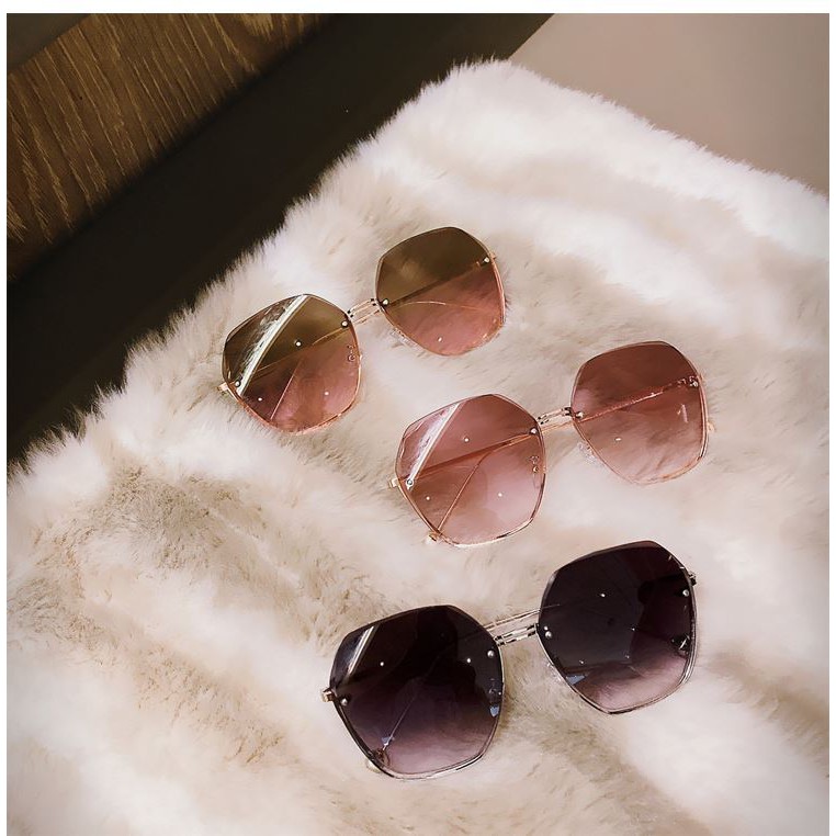 Kính mát gọng lớn chống tia UV thời trang sành điệu cho nữ