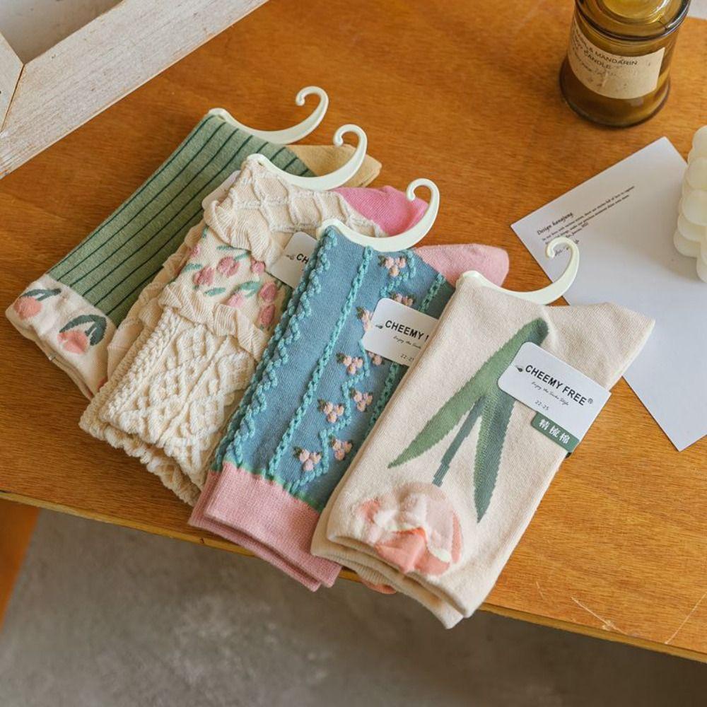 Đôi Vớ Dài Trung Bình In Hình Hoa Tulip Dễ Thương Thời Trang Mùa Thu Cho Nữ