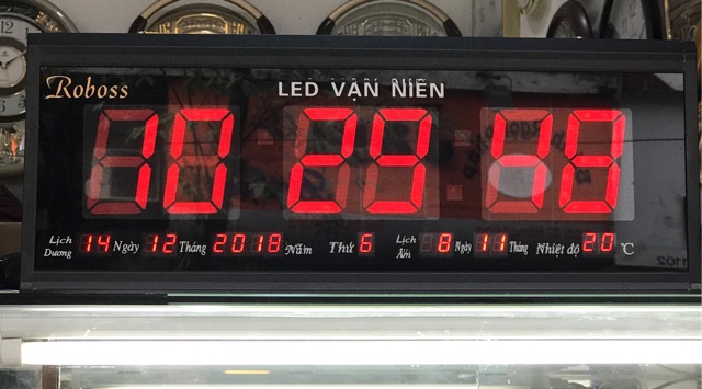 Đồng hồ ROBOSS LED VẠN NIÊN