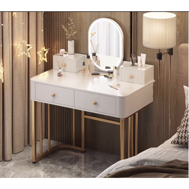 Bàn trang điểm phong cách Bắc Âu hiện đại sang chảnh