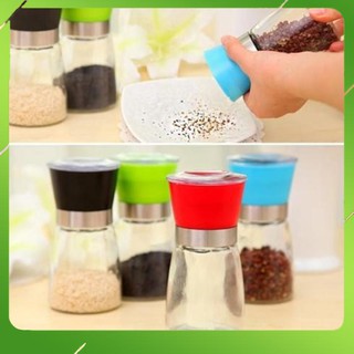 Dụng cụ xay tiêu và đựng tiêu cầm tay đa năng