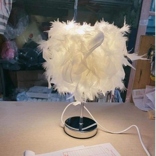 Đèn ngủ để bàn D07 cao cấp nón lông vũ cực đẹp có tăng giảm độ sáng