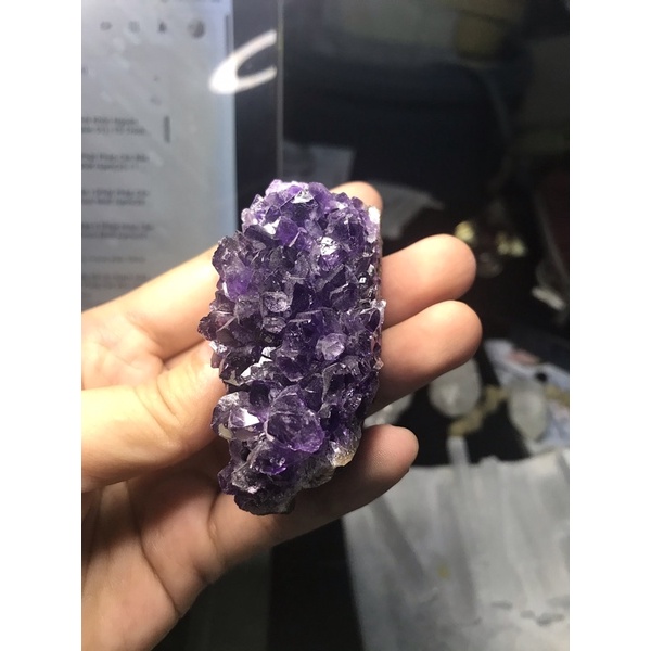 Cụm tinh thể thanh tẩy thah anh tím