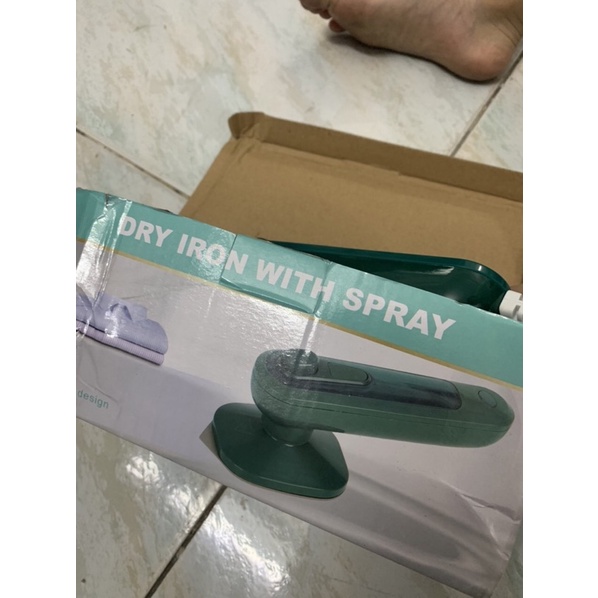 Bàn ủi hơi nước cầm tay 33W Màu Xanh