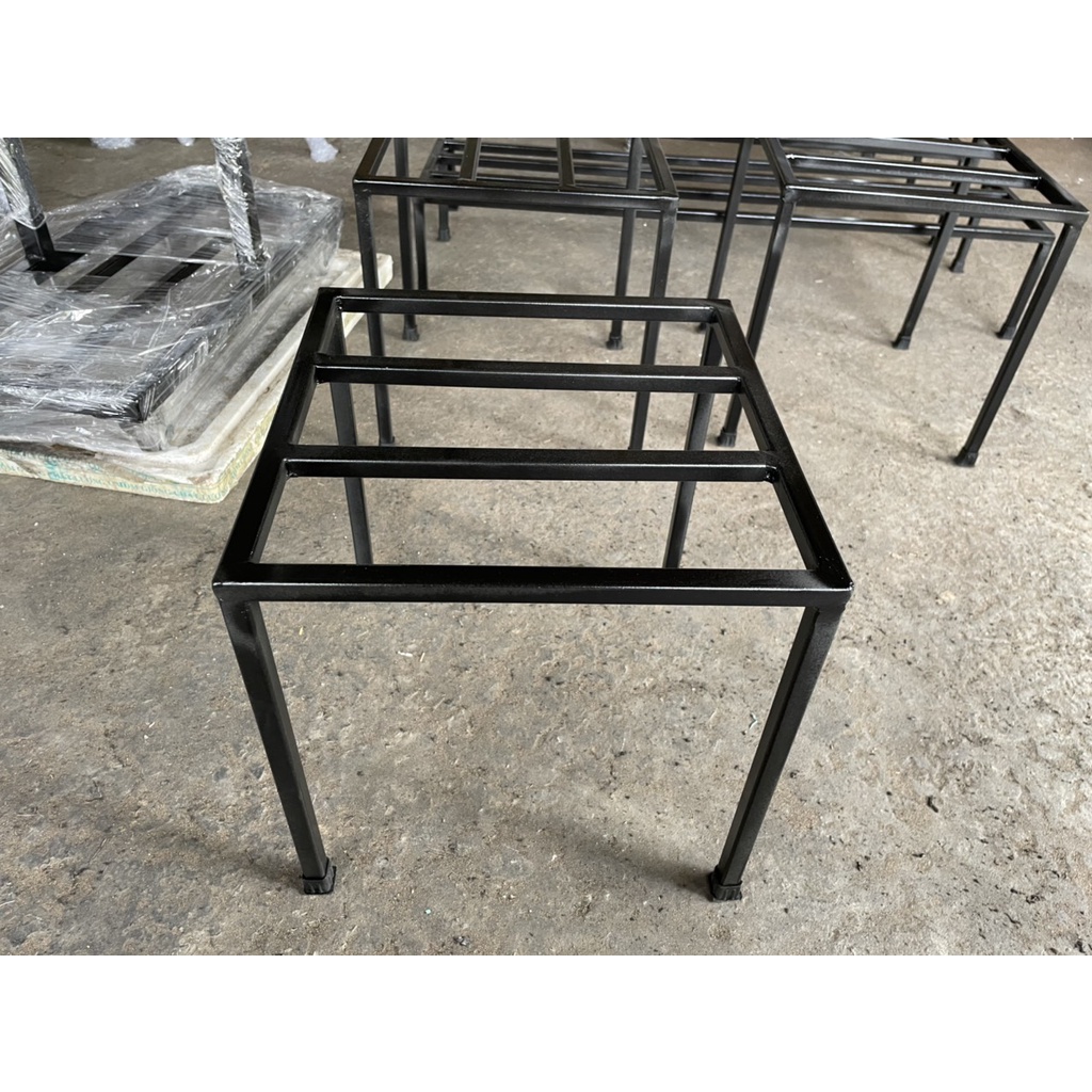 Đôn kê chậu cảnh 30*30*30, hộp sắt 14mm
