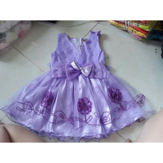 Váy điệu cho bé