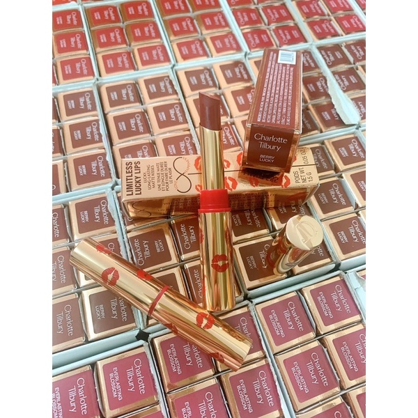 Son CHARLOTTE TILBURY LIMITLESS LUCKY LIPS