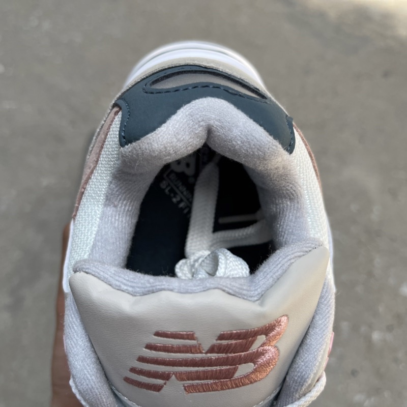 Giày Thể Thao Newbalance 530 xanh trắng Hồng nữ