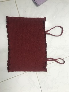 Áo croptop libe rubies pull&bear
