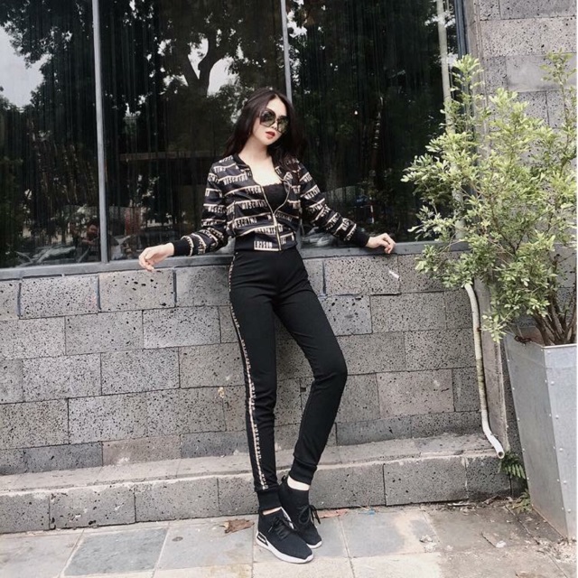 Bộ  moschino