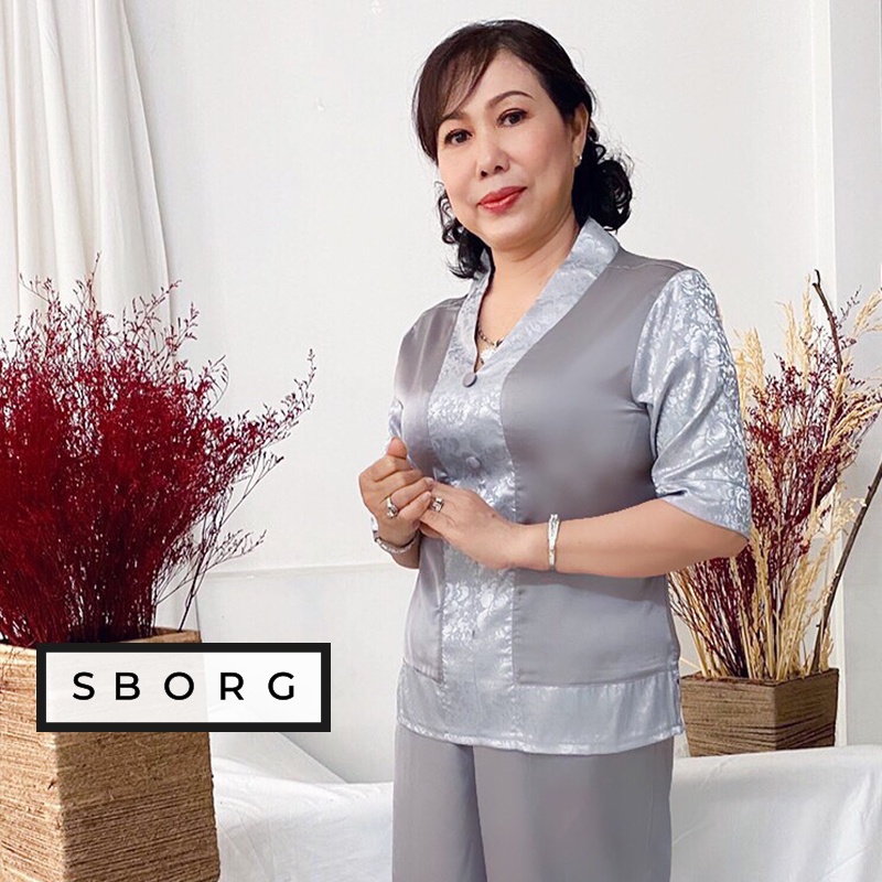 Bộ mặc nhà trung niên SBORG đồ bộ lụa satin phối gấm cổ chui tay lửng quần ống rộng có túi 50-75 kg quà tặng mẹ đi chùa