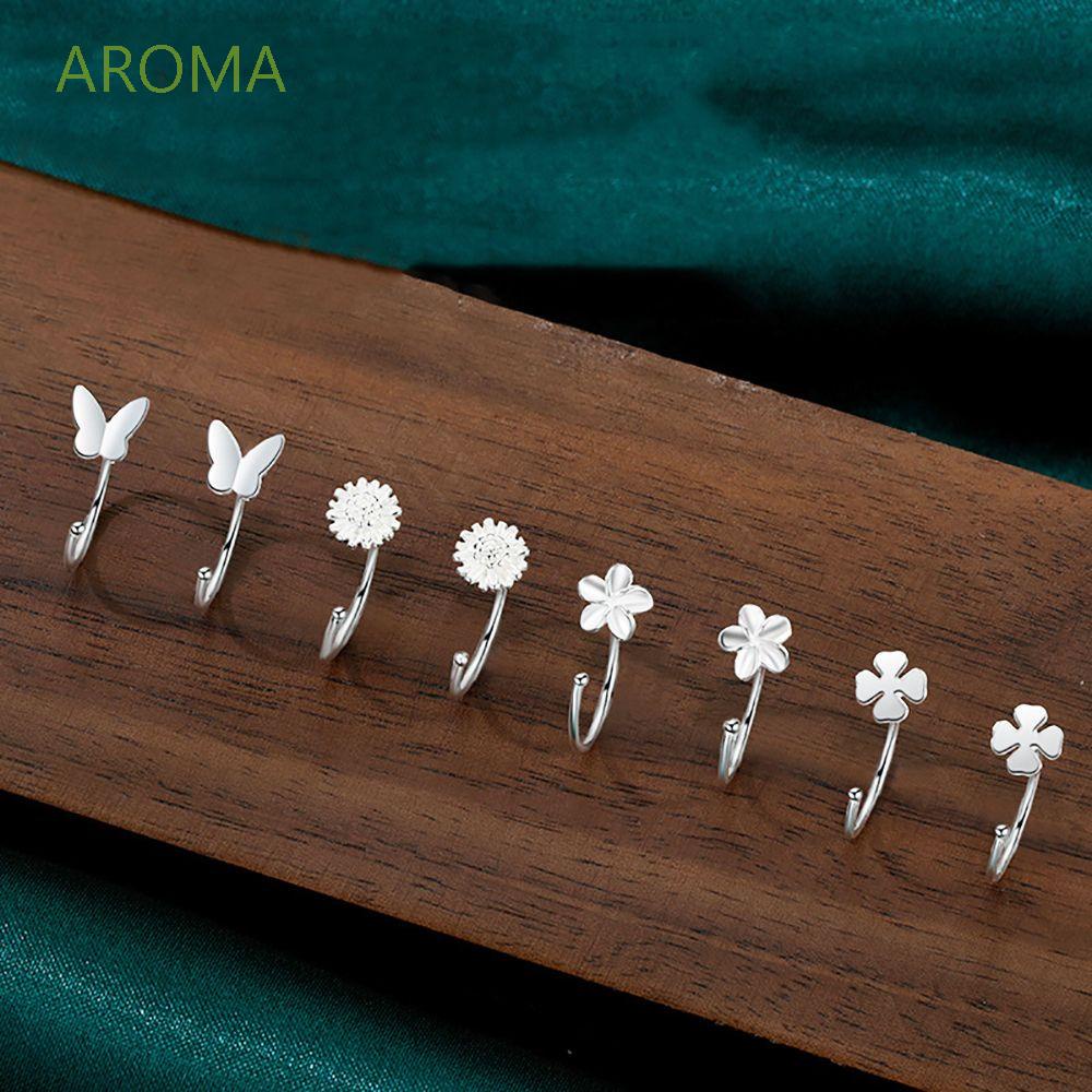 Khuyên Tai Hình Mặt Trăng / Ngôi Sao Bằng Hợp Kim Phong Cách Hàn Quốc Dễ Thương Thời Trang Cho Nữ