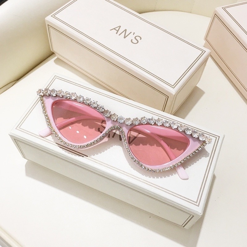 Kính Mát Hình Mắt Mèo Đính Đá Thời Trang Cho Nữ