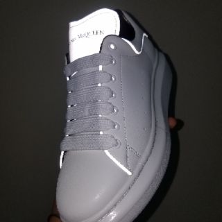 Giày sneaker MCQ phản quang 11