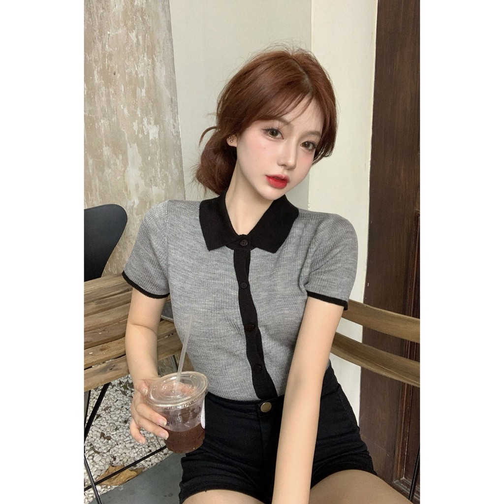 (HÀNG SẴN) Áo len nữ cộc tay dệt kim mỏng mùa hè thu cổ bẻ POLO phối viền 2 màu ôm body | BigBuy360 - bigbuy360.vn