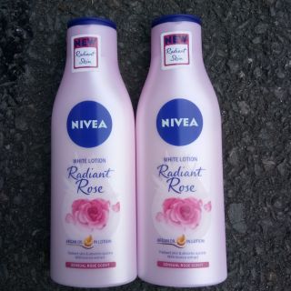 Dưỡng thể trắng da hương hoa Hồng 200ml