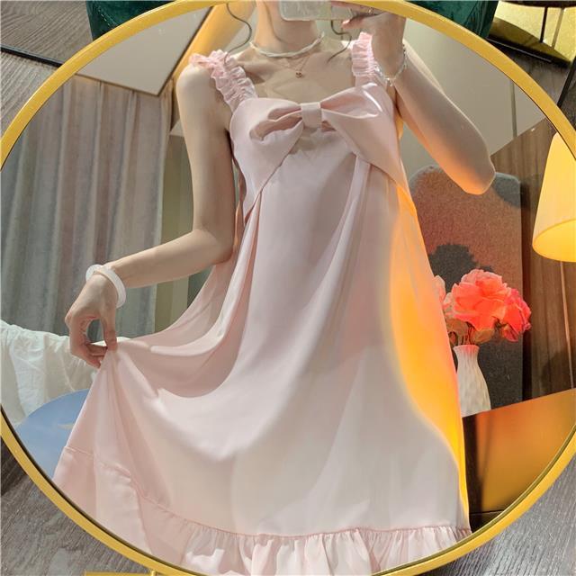 Đầm Ngủ Hai Dây Mỏng Họa Tiết Kẻ Sọc Đính Nơ Màu Trắng Thời Trang Mùa Hè 2022 Mới Dành Cho Bạn Nữ