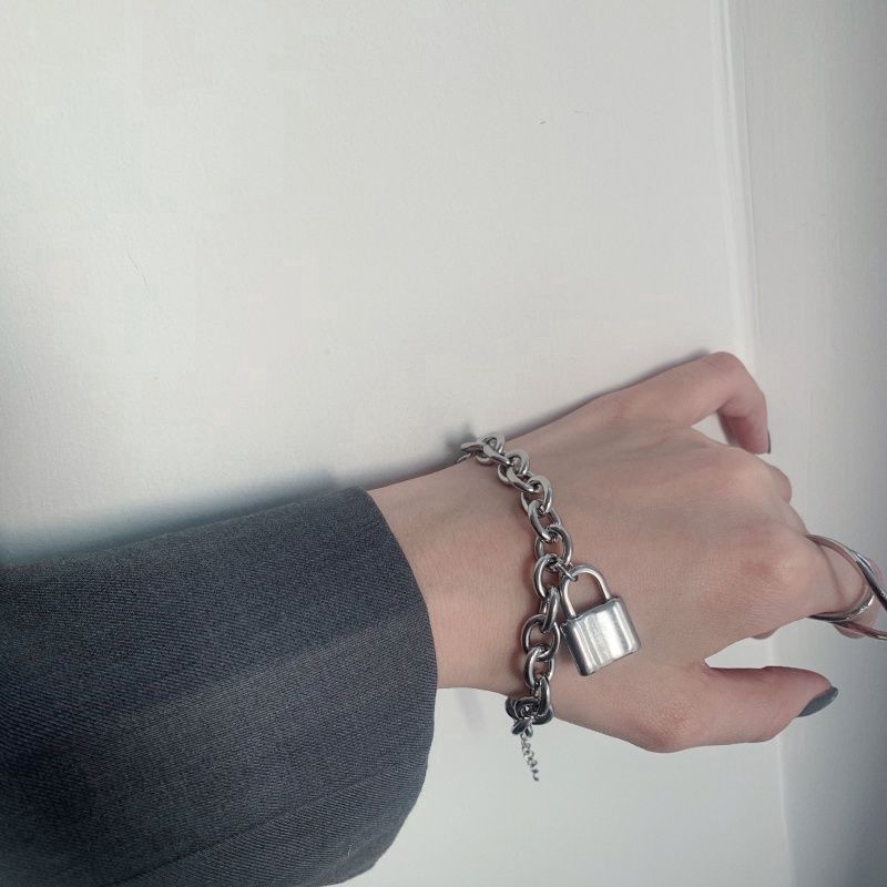 Vòng Tay Thời Trang Phong Cách Hip Hop Hàn Quốc