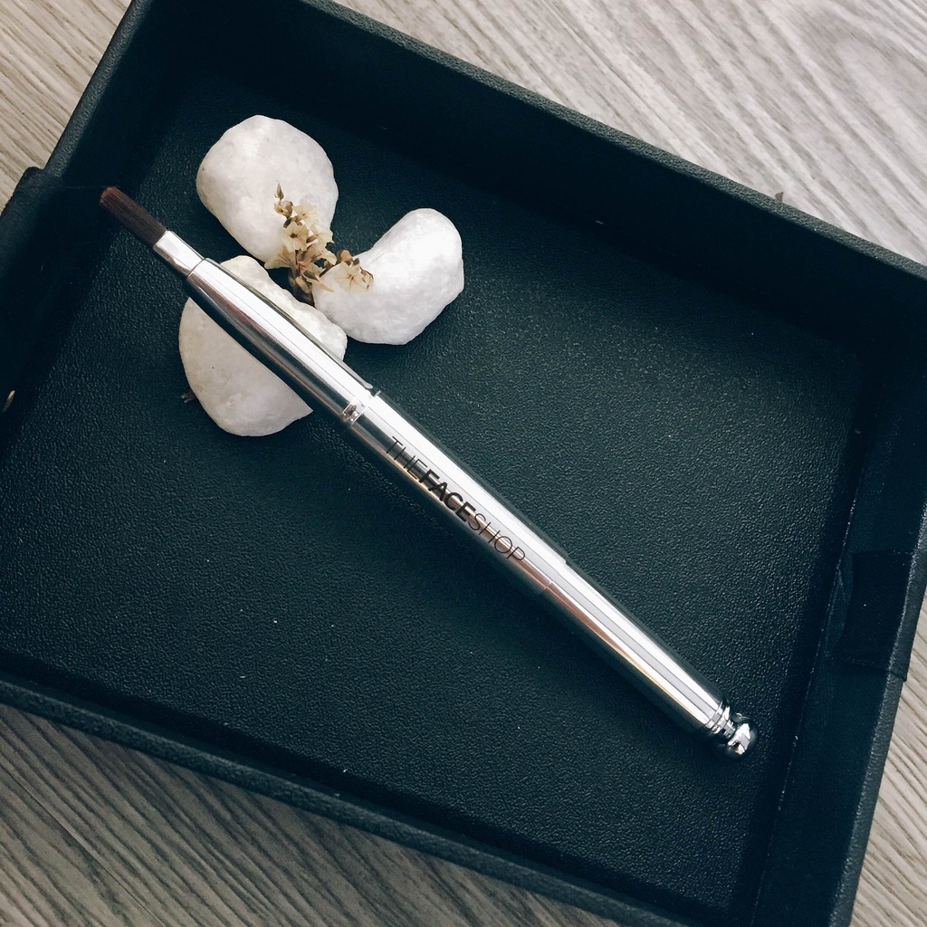 Cọ Môi The Face Shop One Touch Lip Brush