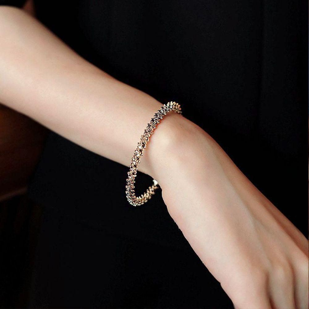 Vòng Đeo Tay Thắt Nút Bằng Hợp Kim Đơn Giản Thời Trang Làm Quà Sinh Nhật Cho Bạn Gái