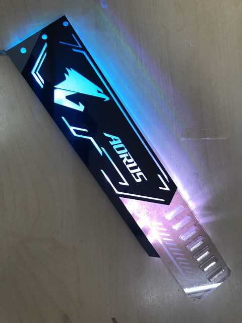 Thanh đỡ VGA AORUS Led Sync main 5V