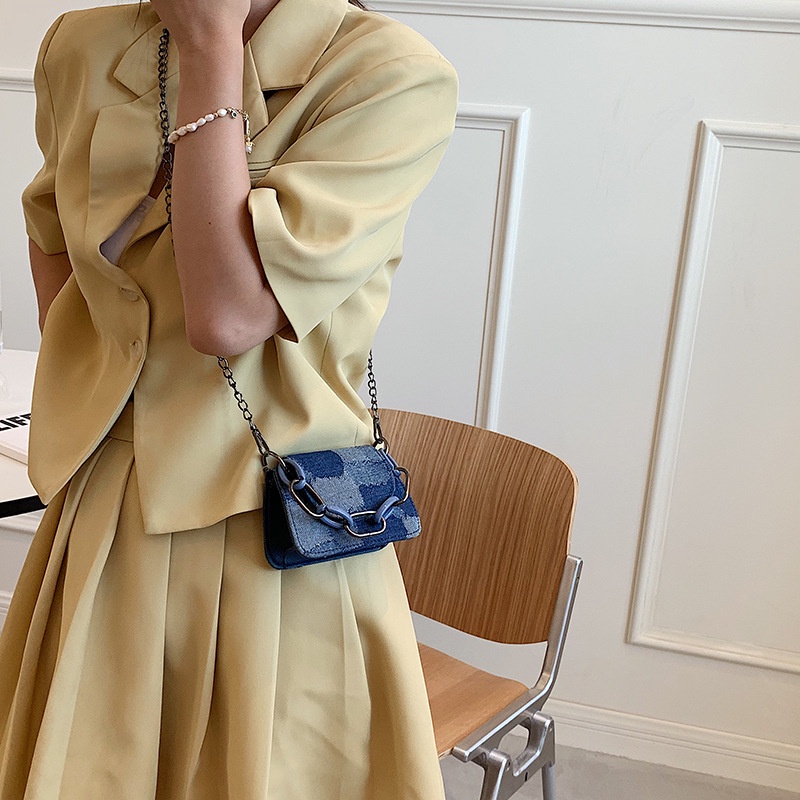 Túi đeo vai / kẹp dưới cánh tay phối dây xích đơn giản thời trang mùa hè cho nữ 2021