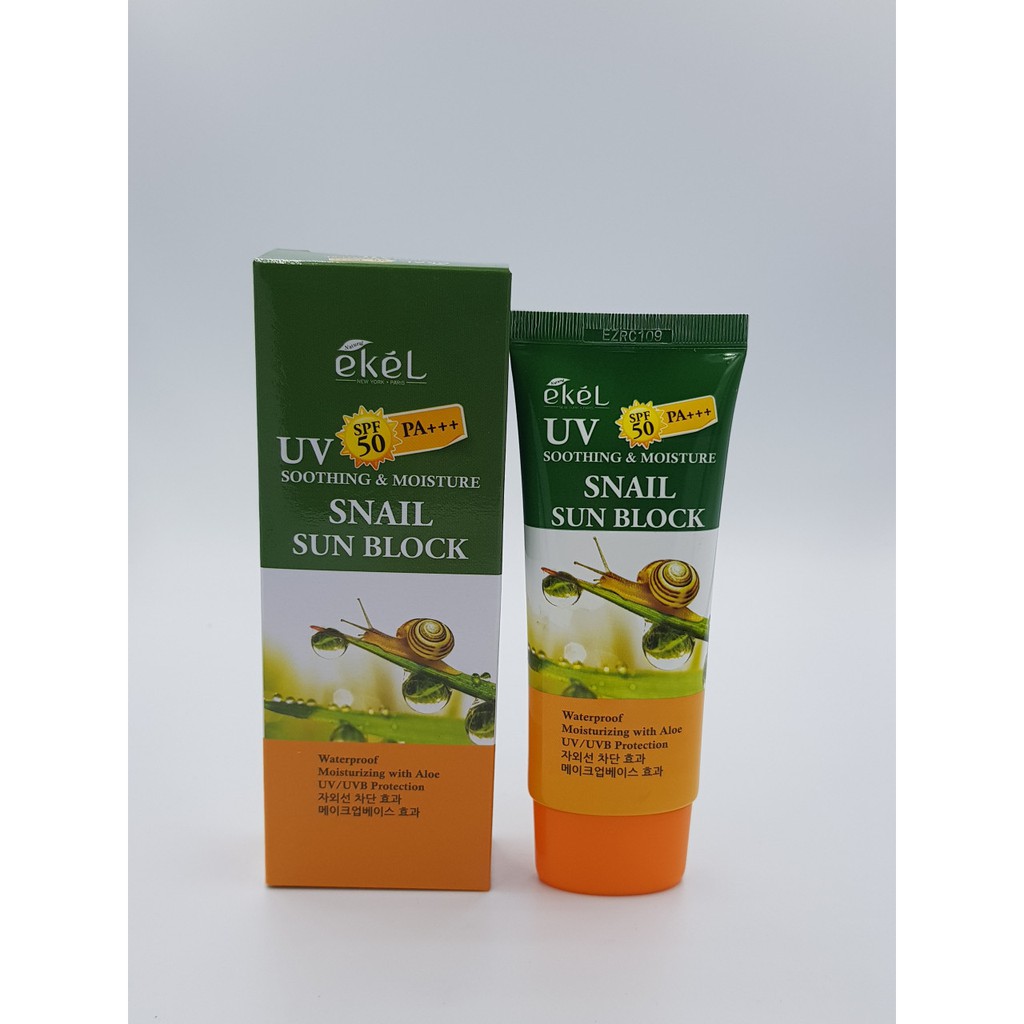 Kem chống nắng ốc sên (Ekel Soothing ＆ Moisture Snail Sun Block)