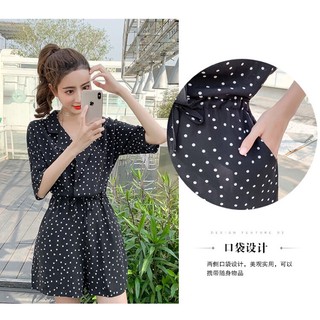 jum đùi cổ vest