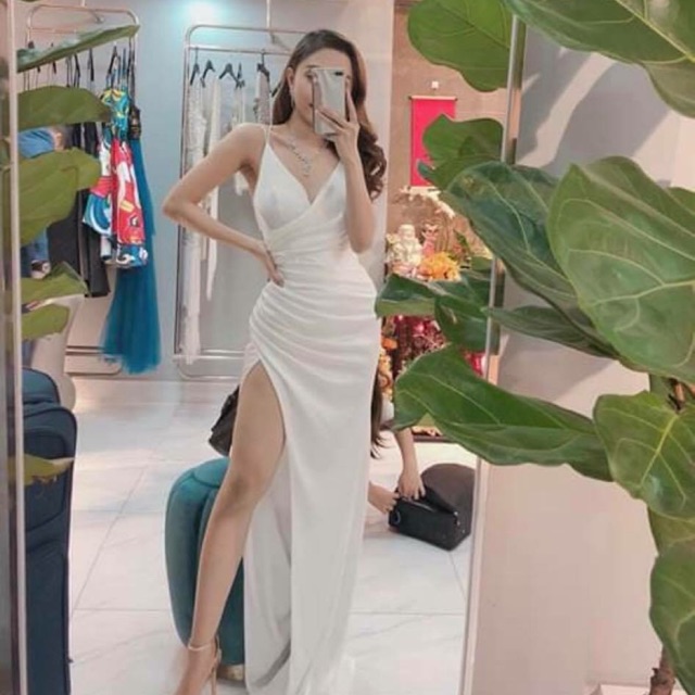 Đầm vân anh scarlet