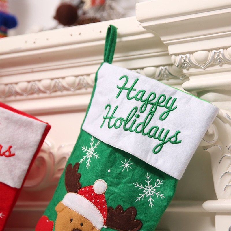 Tất Đựng Quà Giáng Sinh &amp; Năm Mới Thêu Hình Ông Già Noel &amp; Tuần Lộc