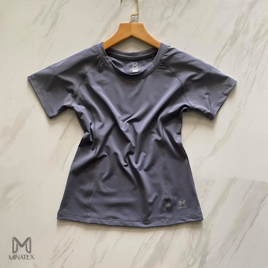 Áo phông cộc tay Minatex dài kín bụng chất mềm và giãn tốt