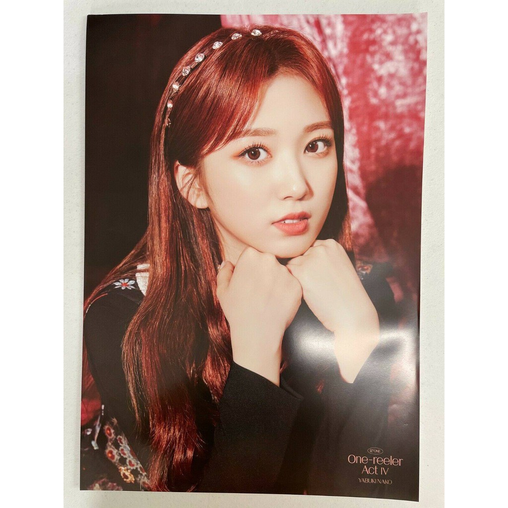 #MéoStore Poster Kpop IZONE chính hãng có ống tube nhựa bảo vệ hàng có sẵn | BigBuy360 - bigbuy360.vn