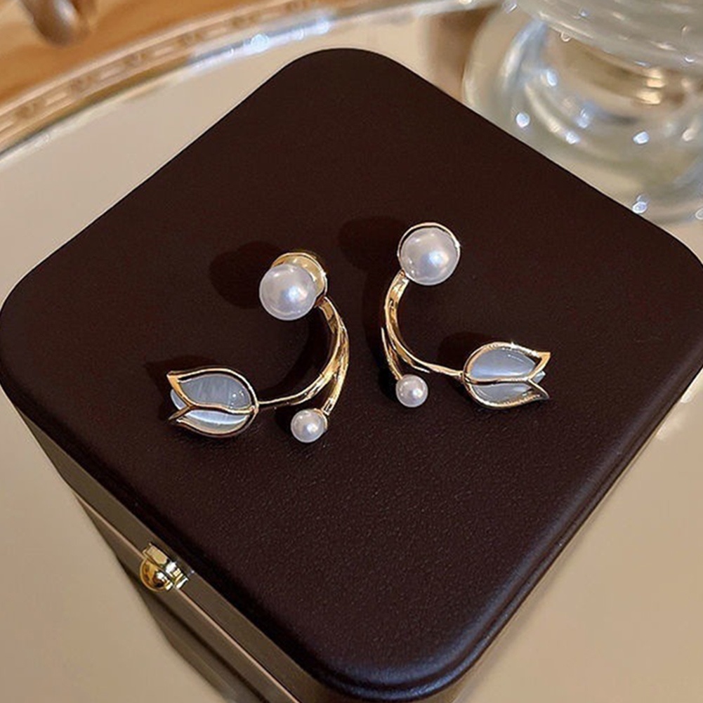 Đôi Khuyên Tai Hình Hoa Tulip Đính Ngọc Trai Thời Trang Cho Nữ