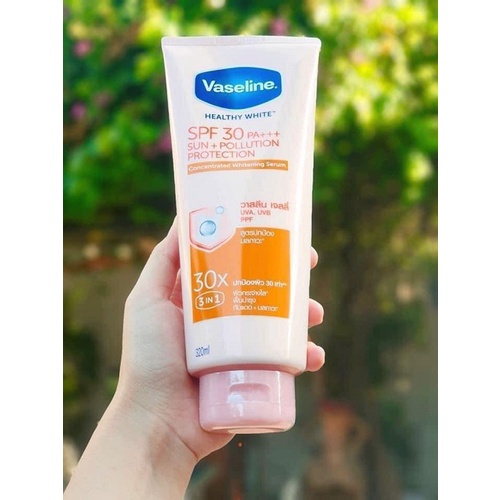 320ml Sữa Dưỡng Thể Trắng Da Vaseline 30X Heathy Bright Sun+Pollution Protection Serum SPF30+ PA++