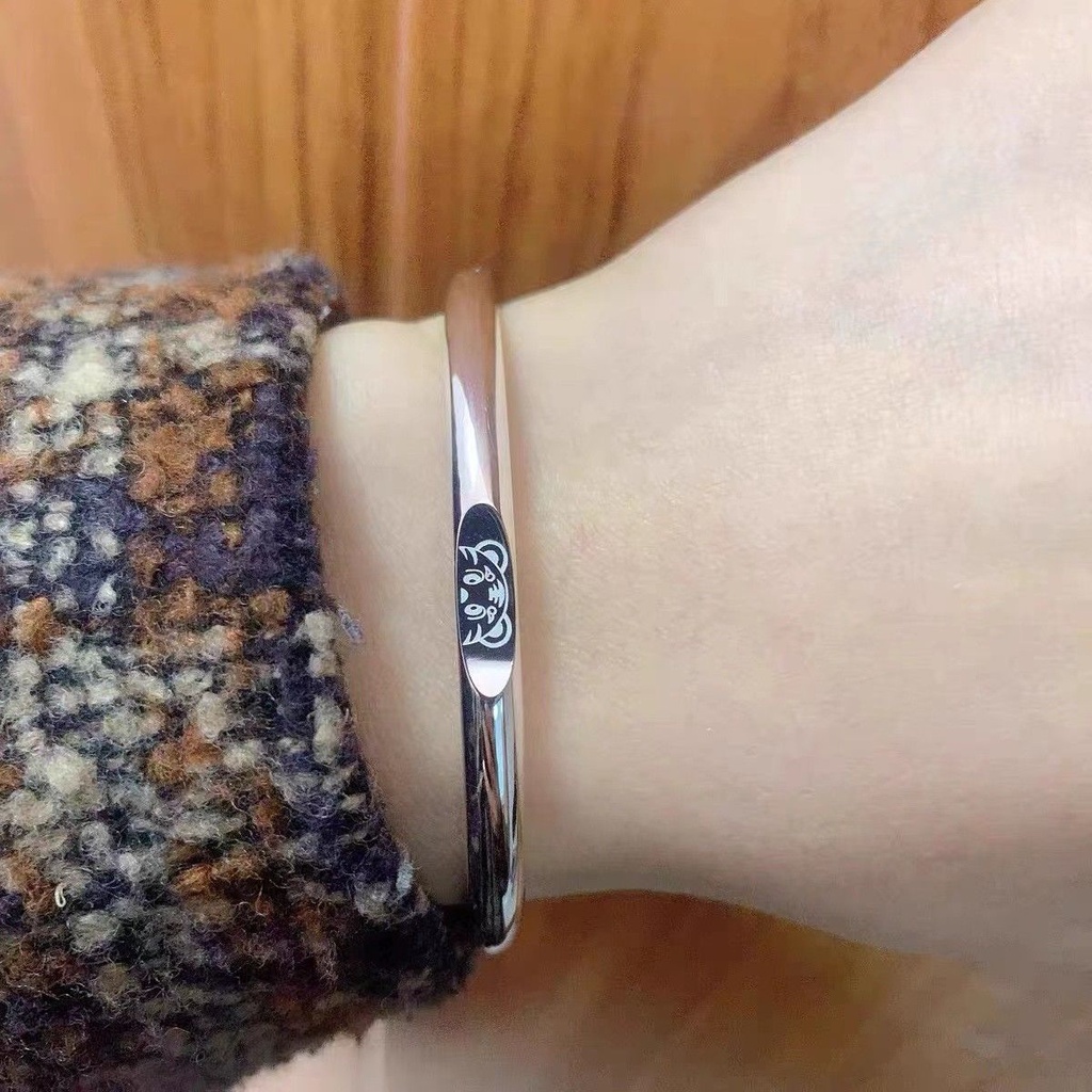 Jiashucheng Vòng Đeo Tay Màu Trơn Hình Chú Hổ Dễ Thương Dùng Làm Quà Tặng Cho Bạn Gái