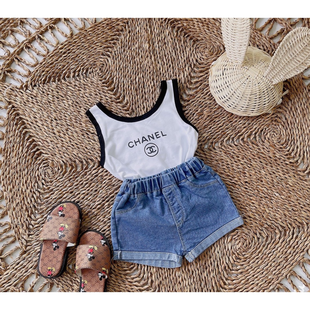 Bộ sát nách bo viền chữ X áo quần jean bé gái