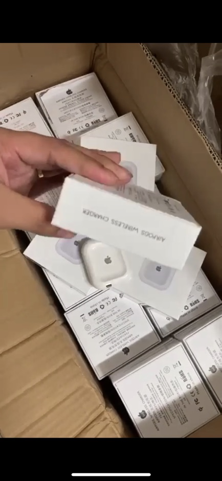 ⚡️Mới⚡️Sạc không dây cho Airpods