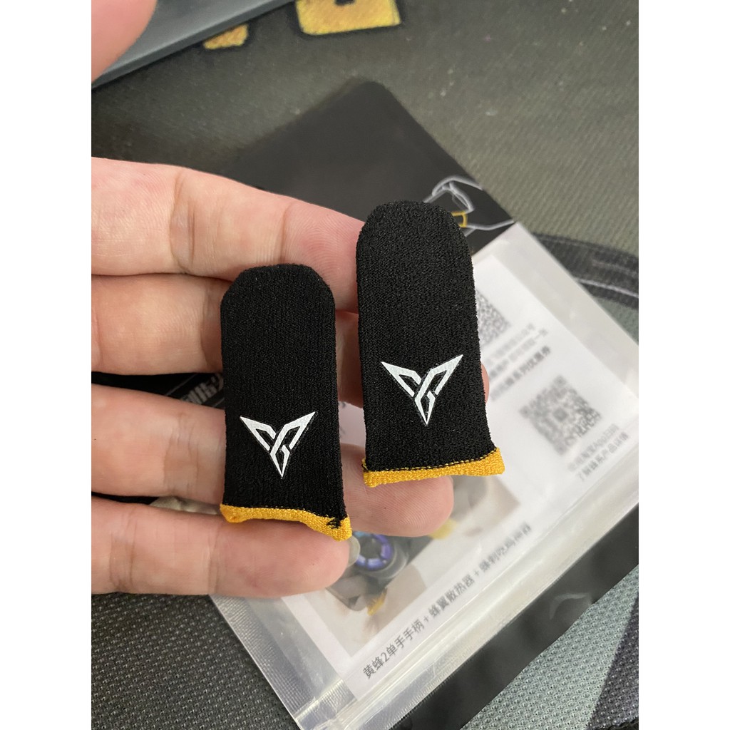 Flydigi Wasp Feelers 4 | Bao ngón tay chơi game chống mồ hôi trơn trượt dành cho điện thoại