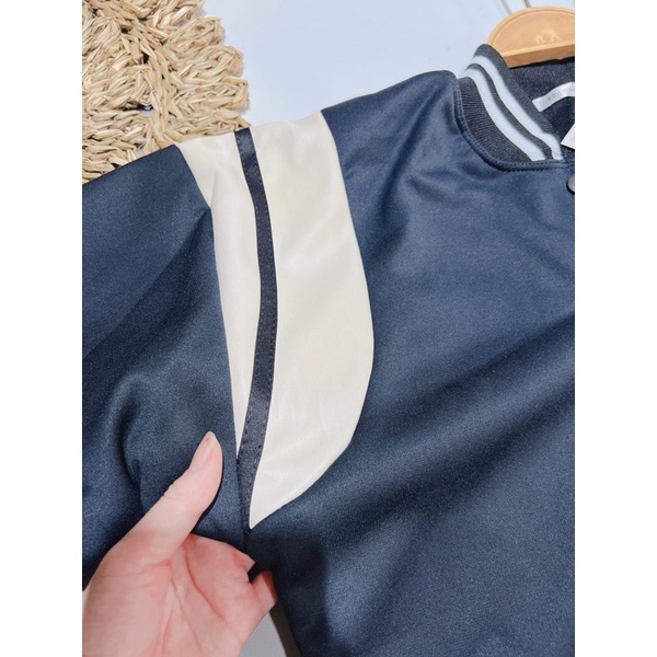 Áo bomber phối vai logo gấu TH6