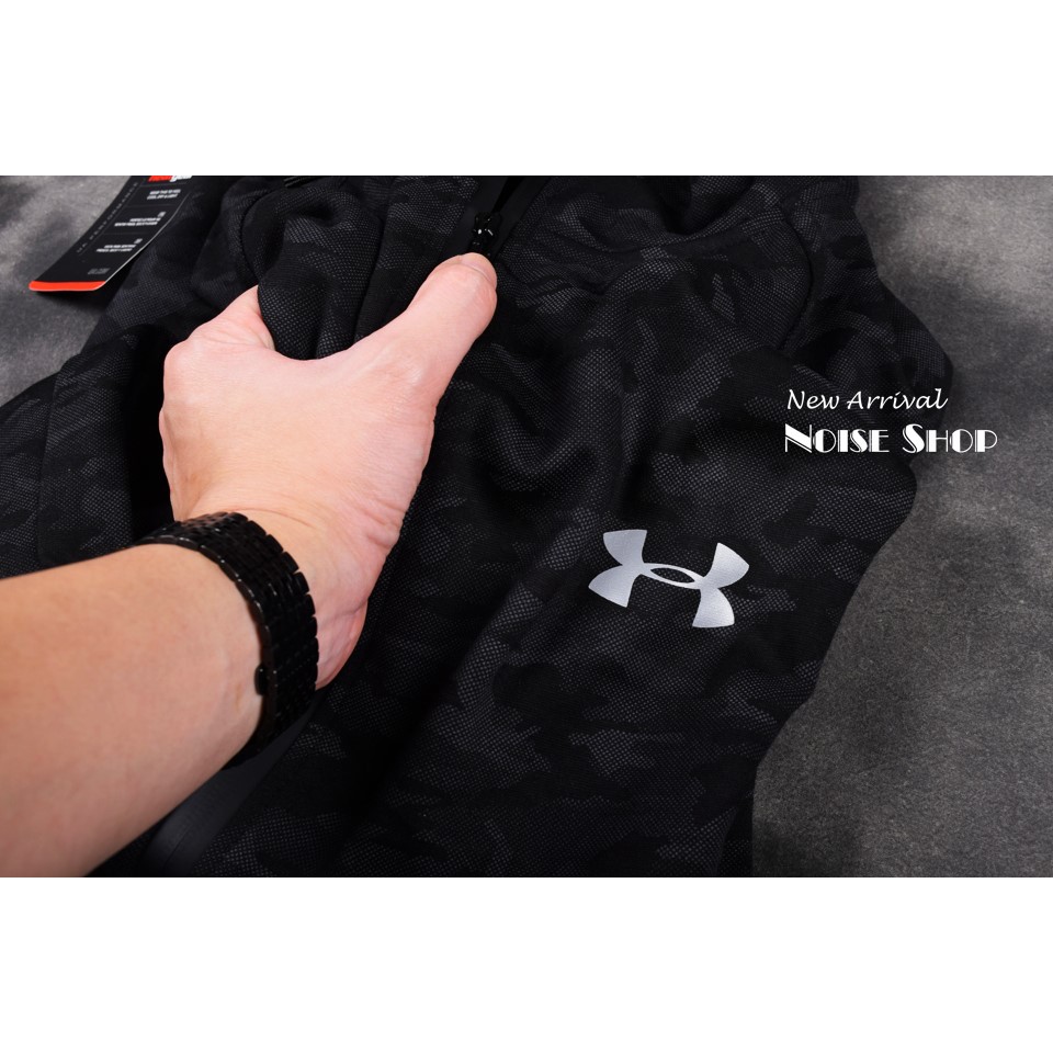 Áo Khoác Nỉ Nam Mũ Liền Rằn Ri