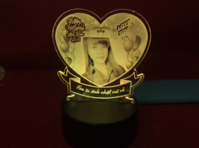 Đèn ngủ khắc theo yêu cầu