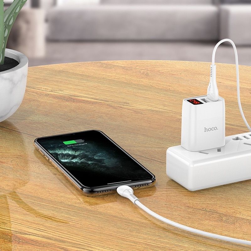 Củ Sạc HOCO C86 dòng điện 2.4A - 2 cổng USB có màn hình LED dùng cho iPhone / iPad / Android - CHÍNH HÃNG
